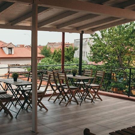 Nest Guesthouse Drobeta Turnu Severin Exteriör bild